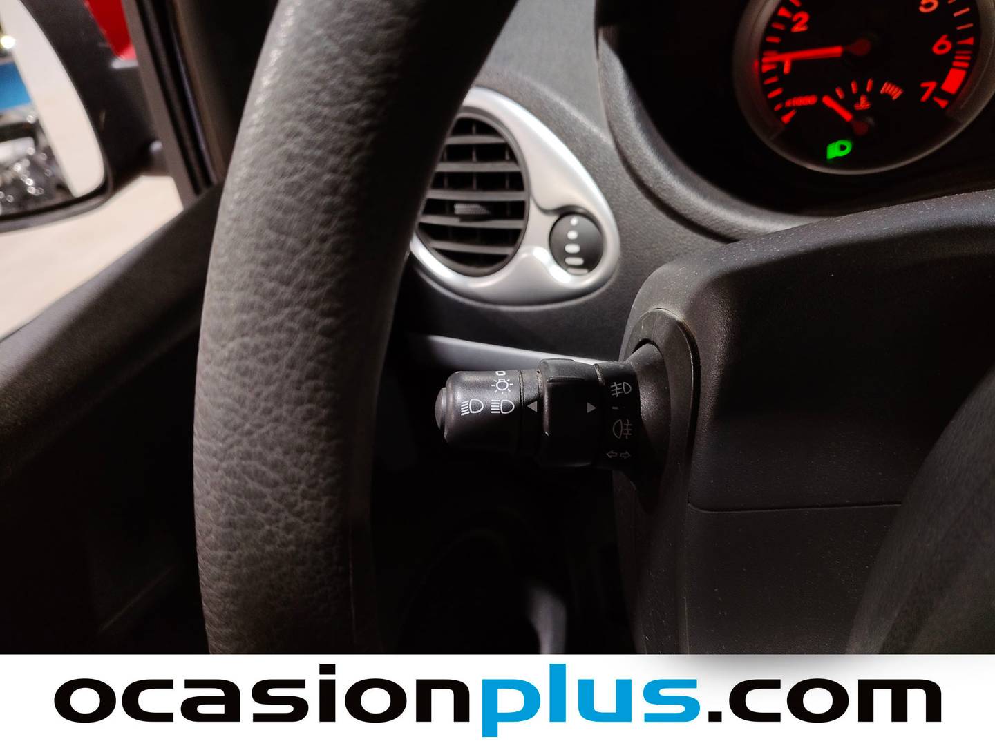 Renault Clio Renault Clio Expression 1.2 16v 55 kW (75 CV) 2010