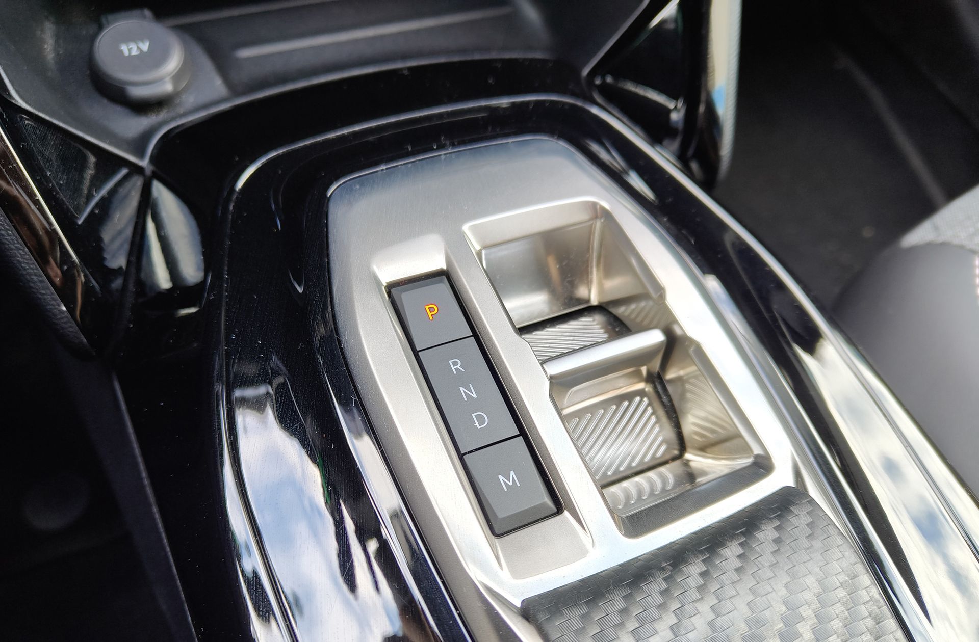 Peugeot 208 Allure Hybrid eDCS6 - foto 5