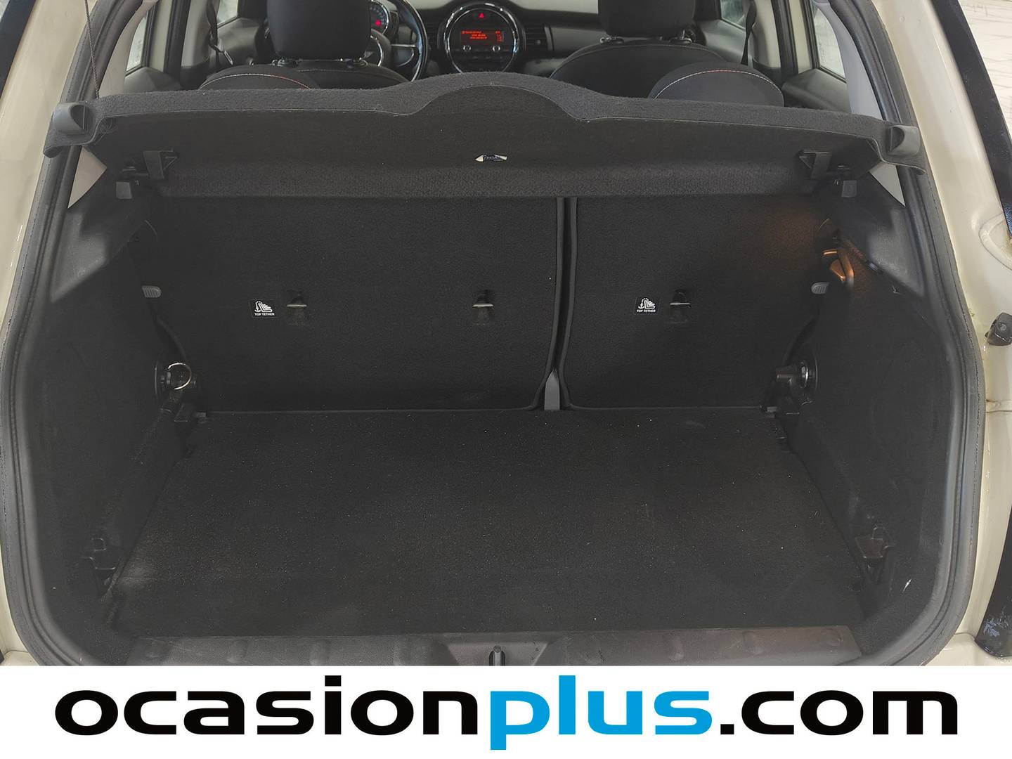 Fotos maletero Mini MINI Mini MINI Cooper 5 Puertas One D (95 CV)