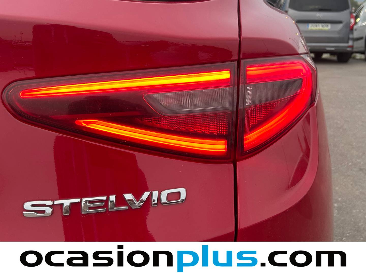 Foto Alfa Romeo Stelvio Alfa Romeo Stelvio 2.0 Gasolina Sprint Q4 Auto (200 CV)