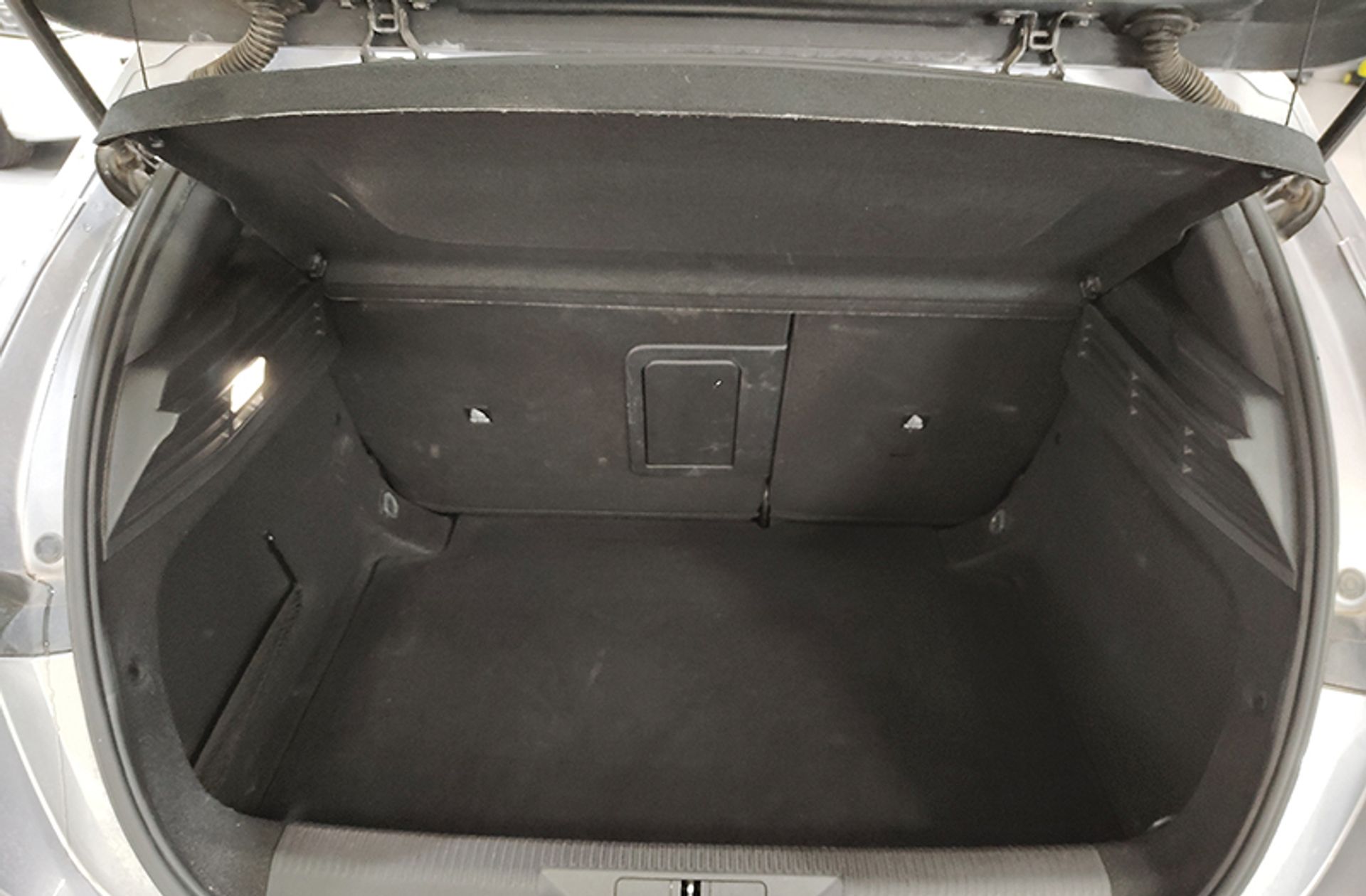 Peugeot 308 BlueHDi 130 Allure - foto 17