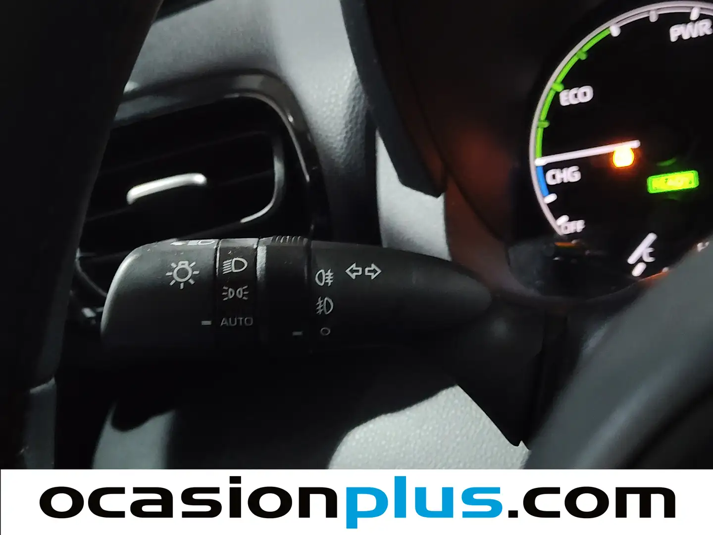 Foto Toyota Yaris Toyota Yaris 120H Business Plus (116 CV)