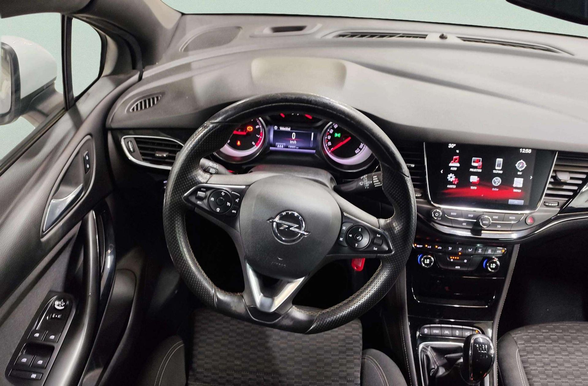 Opel Astra 1.6 Turbo GSi Line - foto 21