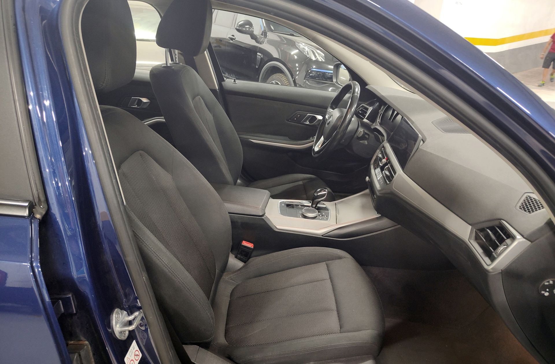 BMW Serie 3 318d - foto 16