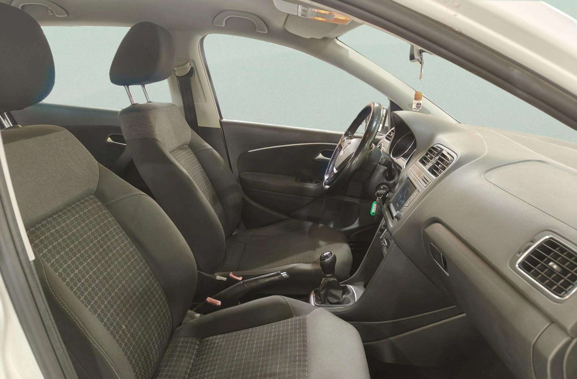 Volkswagen Polo A-Polo Plus 1.2 TSI BMT - foto 14