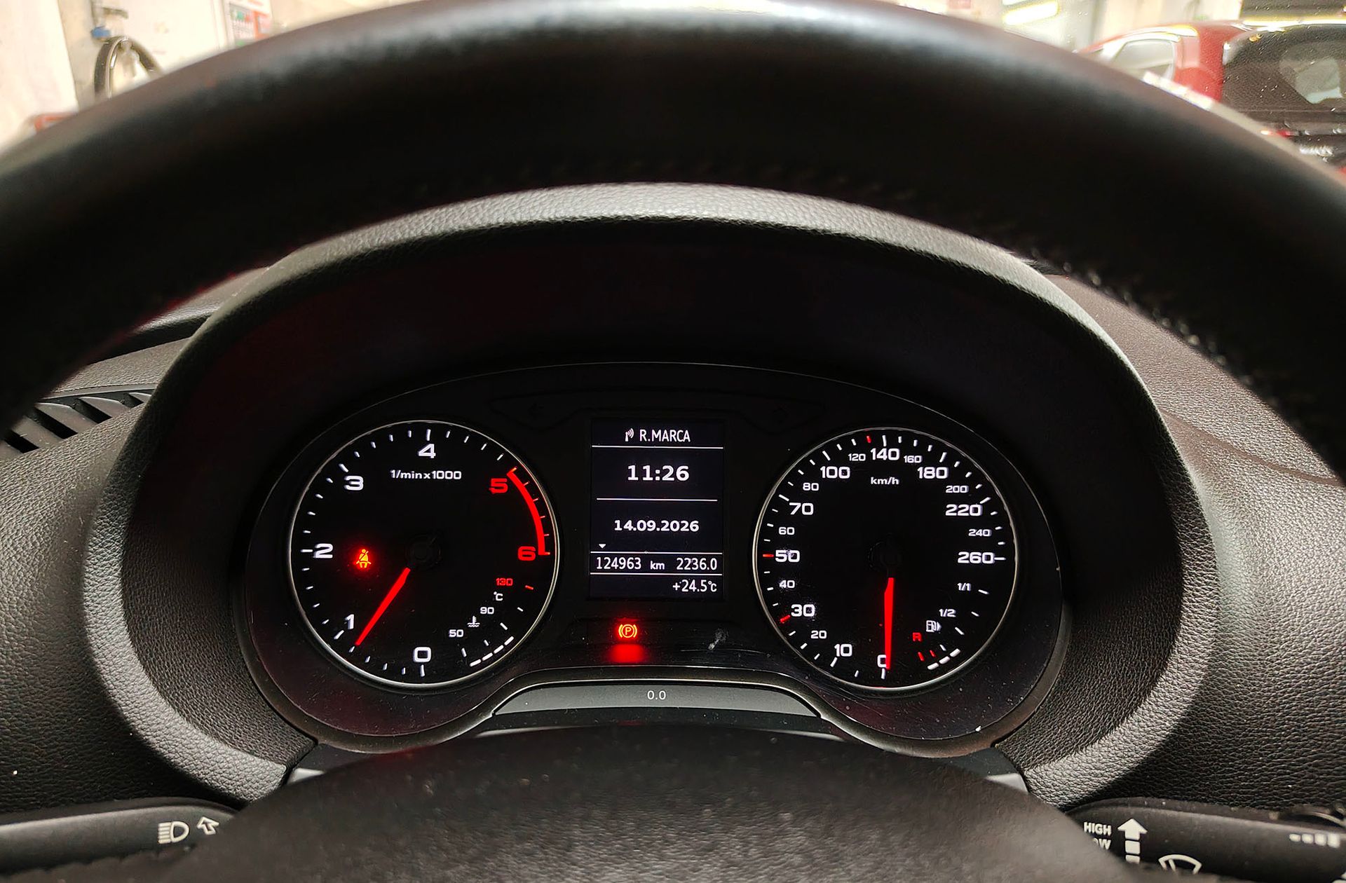 Audi A3 1.6 TDI Attraction edition - foto 21