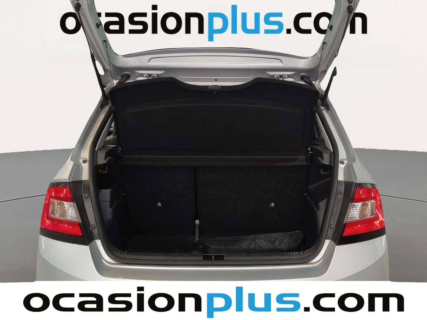 Foto asientos delanteros Skoda Fabia Skoda Fabia 1.0 MPI Like (75 CV)