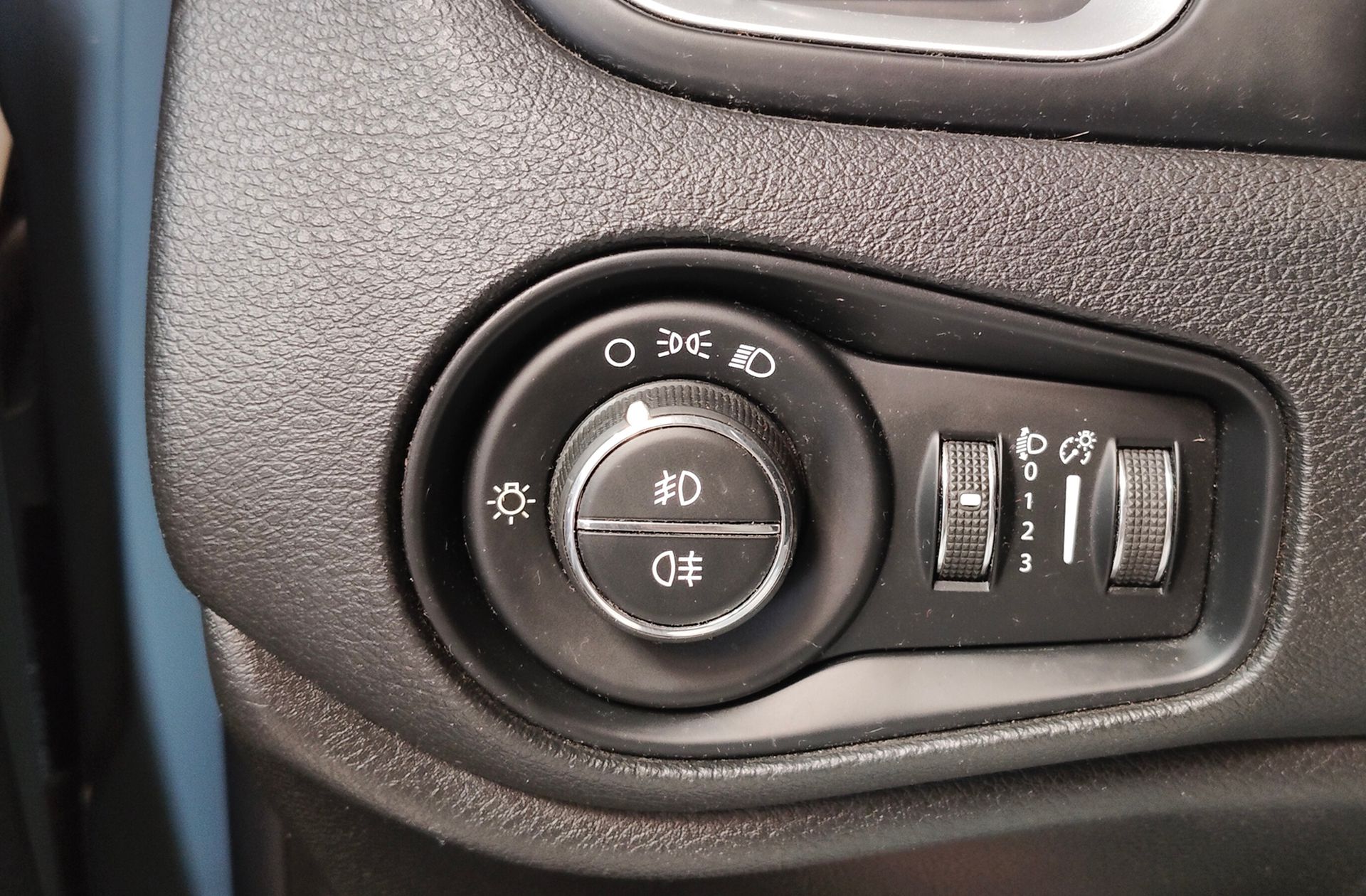Jeep Renegade 1.6 MultiJet Limited 4x2 - foto 9