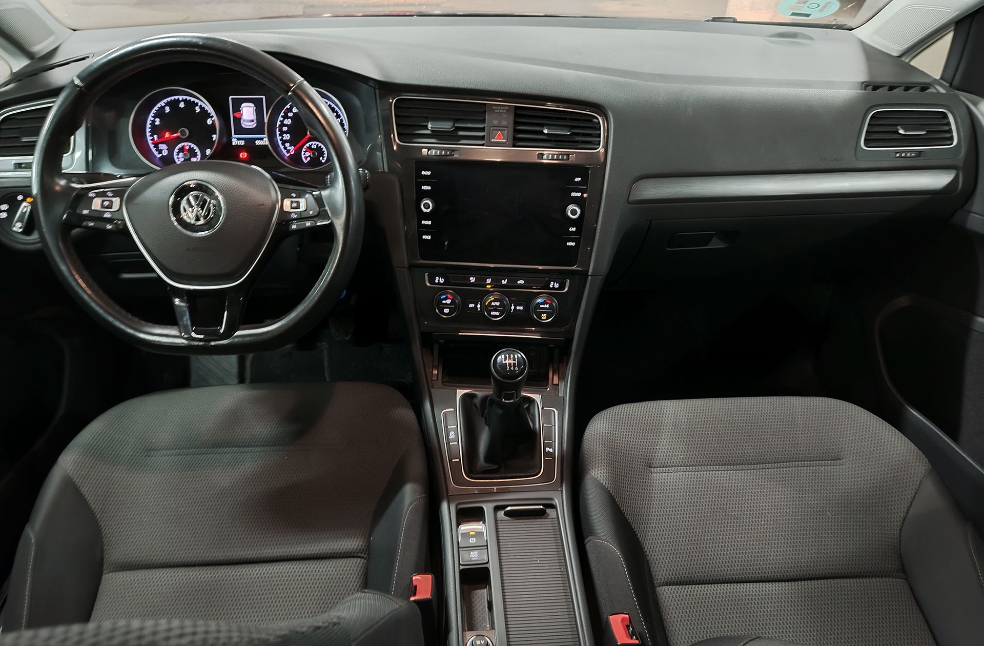 Volkswagen Golf Advance 1.4 TSI - foto 6