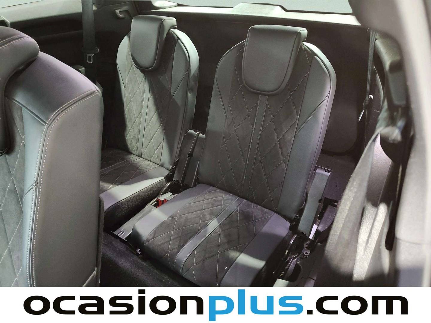 Extras y acabados del Peugeot 5008 Peugeot 5008 BlueHDi 180 S&S GT EAT8 (180 CV)