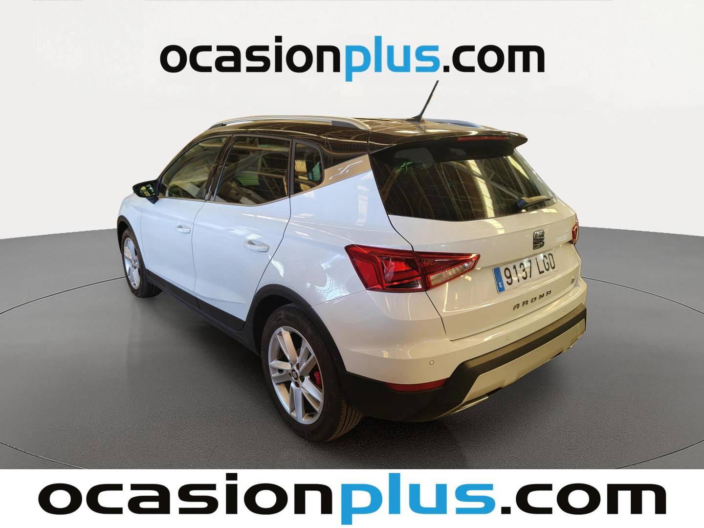Foto trasera Seat Arona Seat Arona 1.0 TSI Ecomotive FR Edition DSG (115 CV) izquierda