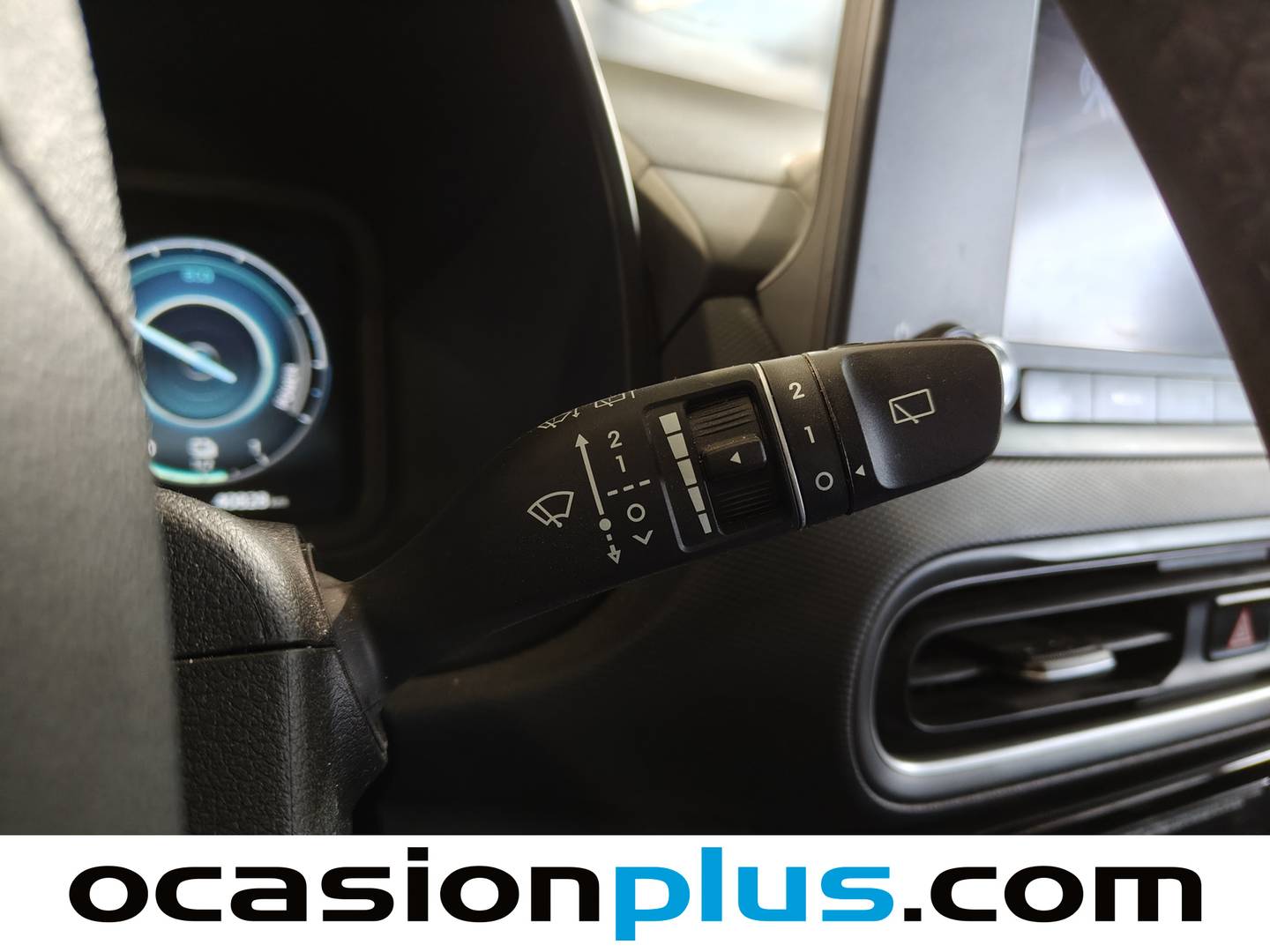 Foto Hyundai Kona Hyundai Kona 1.6 GDI HEV Maxx DCT (141 CV)