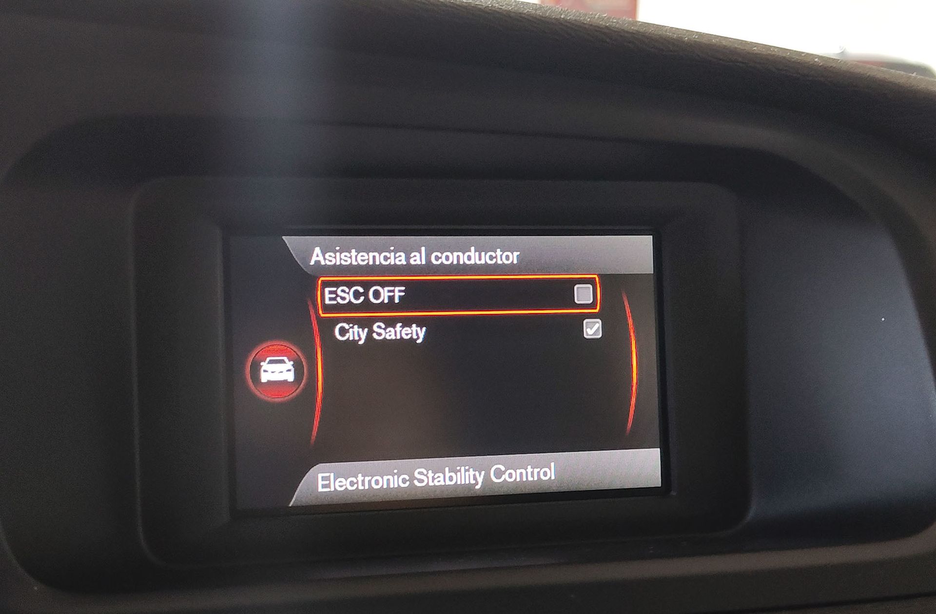 Volvo V40 D3 R-Design Momentum - foto 14