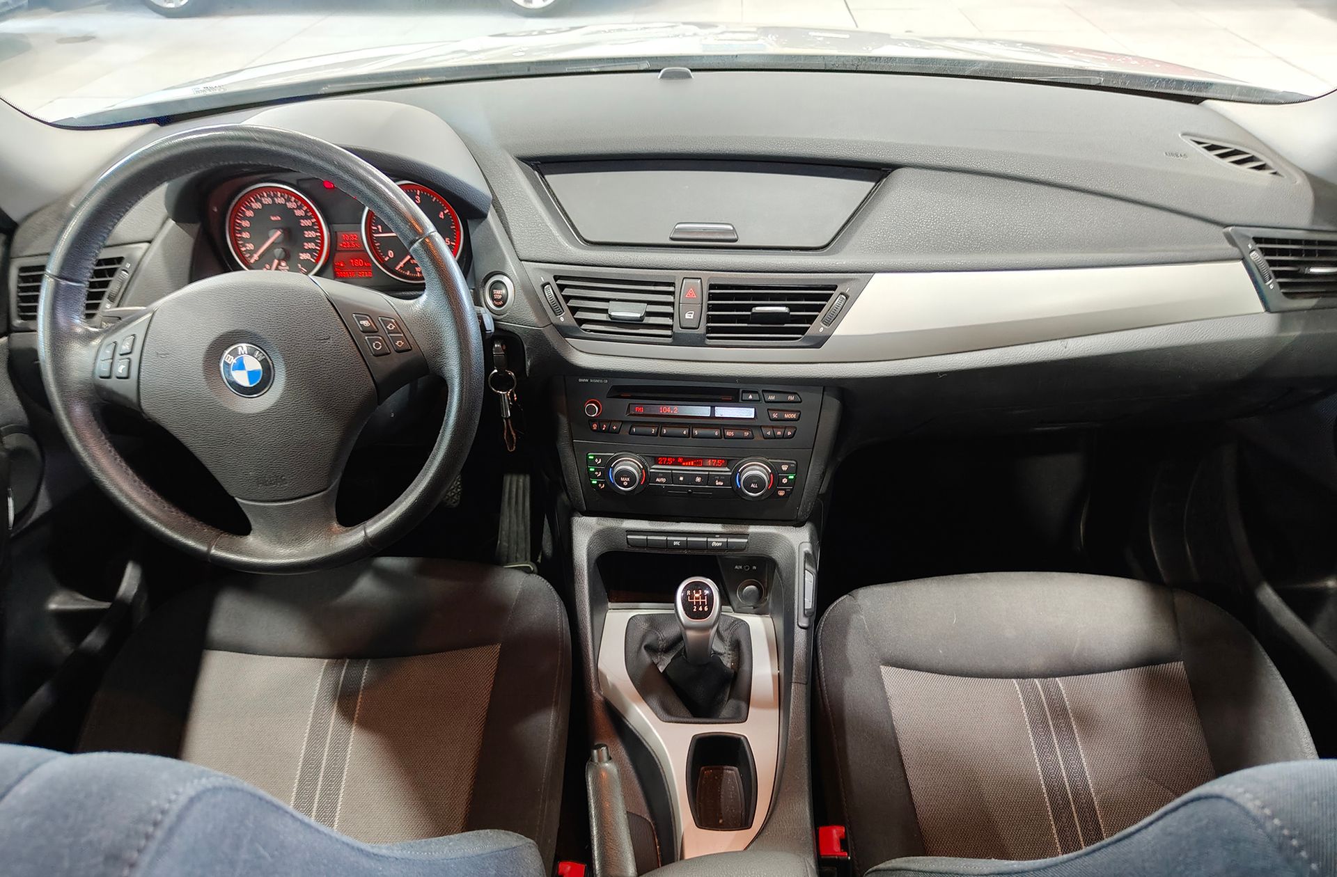 BMW X1 sDrive18d - foto 6