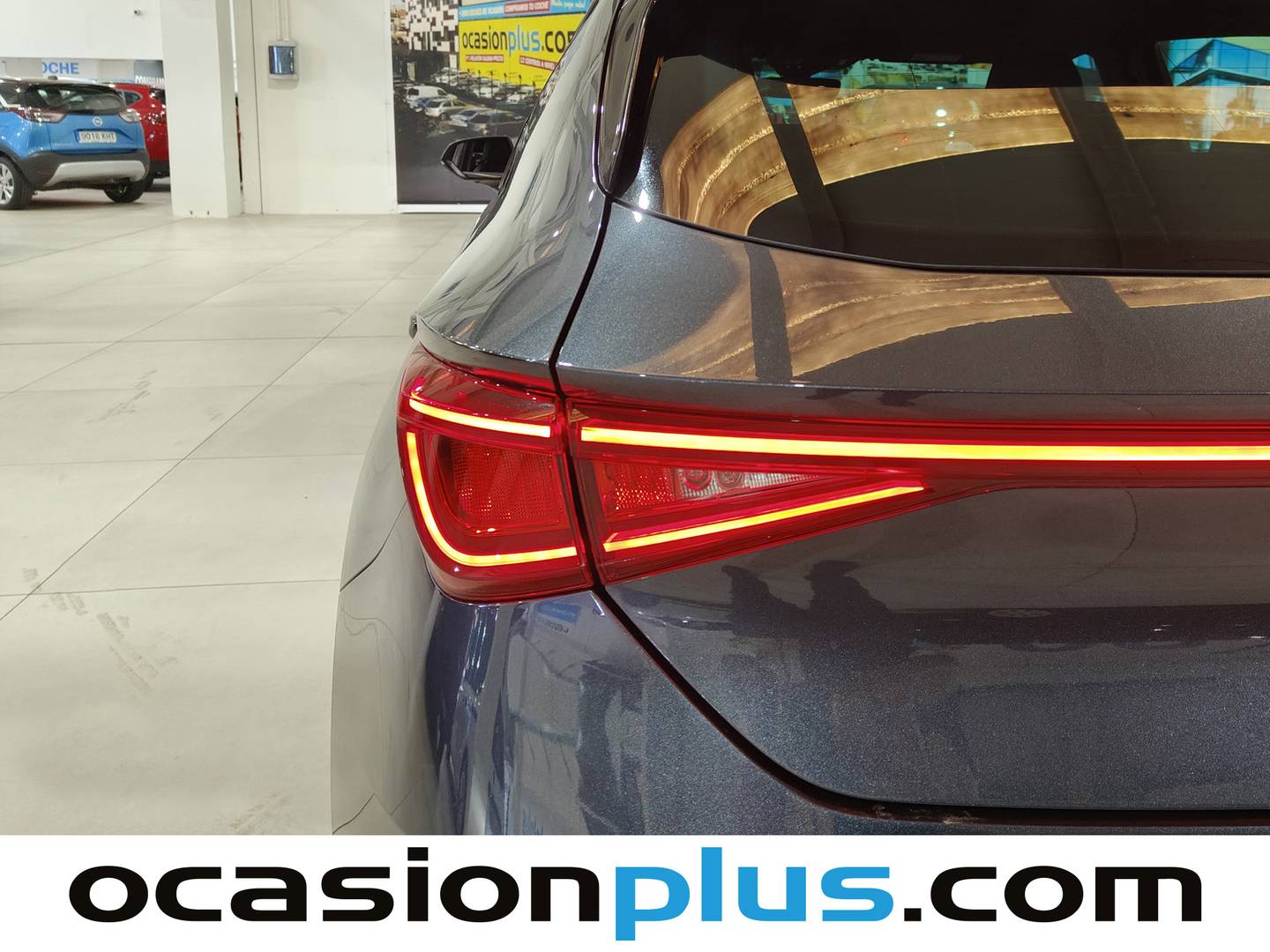 Accesorios del Seat León Seat León 2.0 TDI S&S FR Launch Pack L DSG (150 CV)