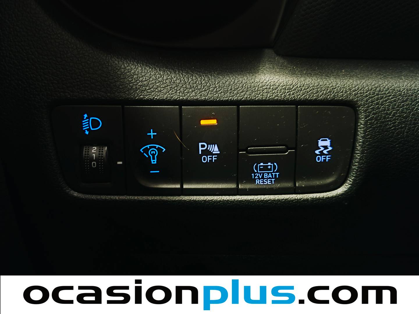 Acabados Hyundai Kona Hyundai Kona 1.6 GDI HEV Tecno 2C DCT (141 CV)