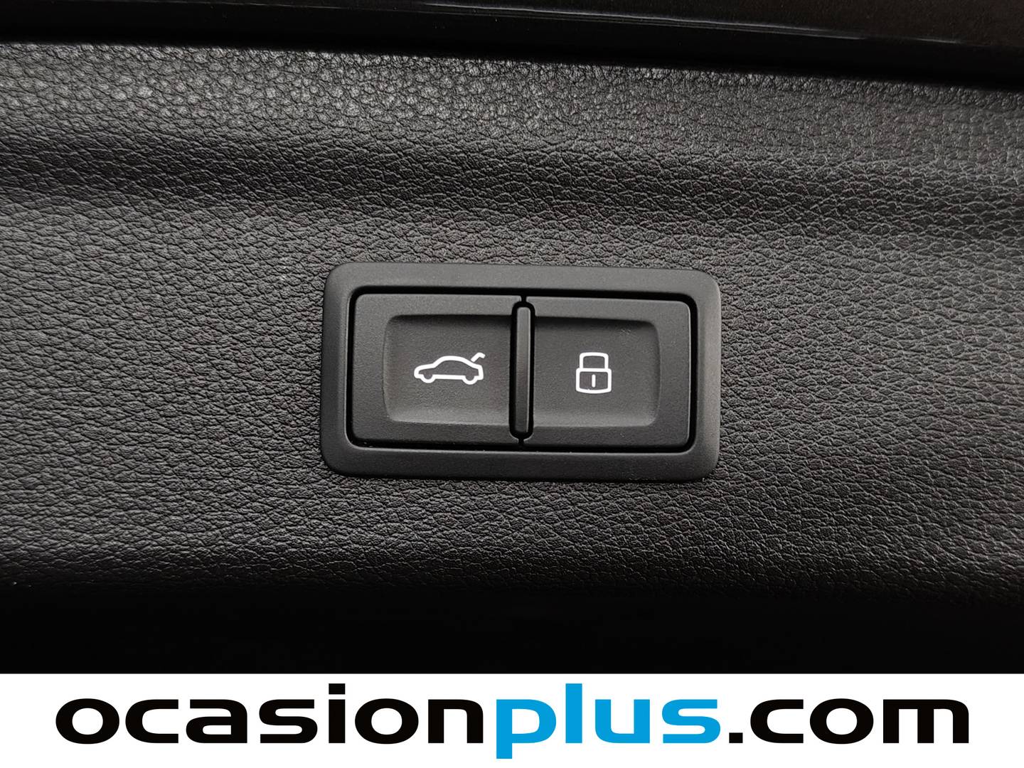 Audi Q3 Audi Q3 TFSIe S line 45 TFSI e (245 CV) S tronic Pack S-line de segunda mano