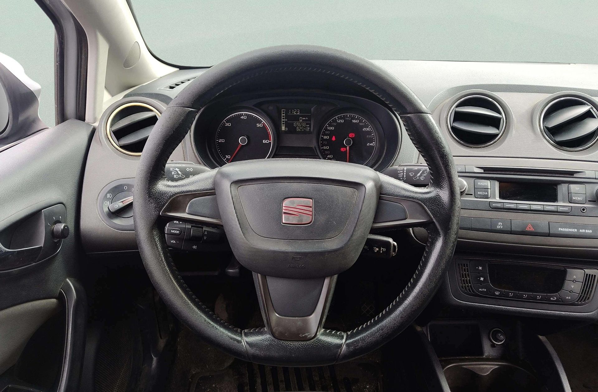 SEAT Ibiza 1.6 TDI Style - foto 17