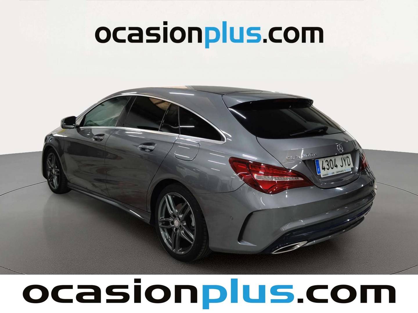 Foto trasera Mercedes CLA Mercedes-Benz CLA Shooting Brake CLA 200 d Pack AMG (136 CV) derecha