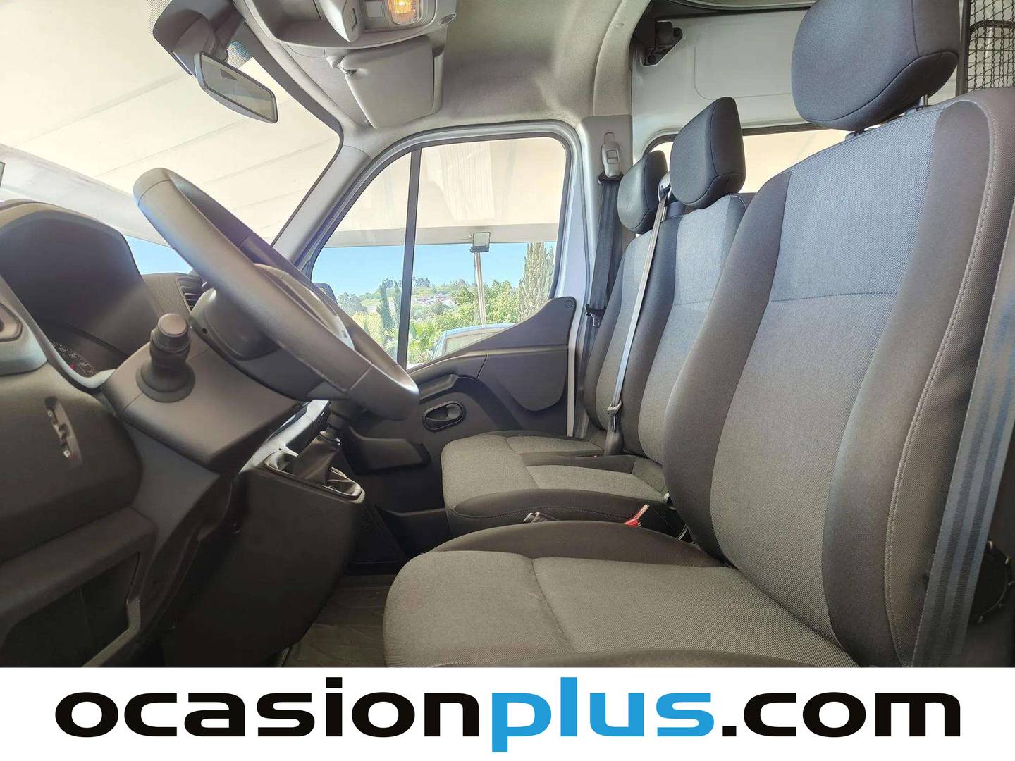 Foto asientos delanteros Renault Master Renault Master Combi 6 L2H2 3300 dCi (135 CV)