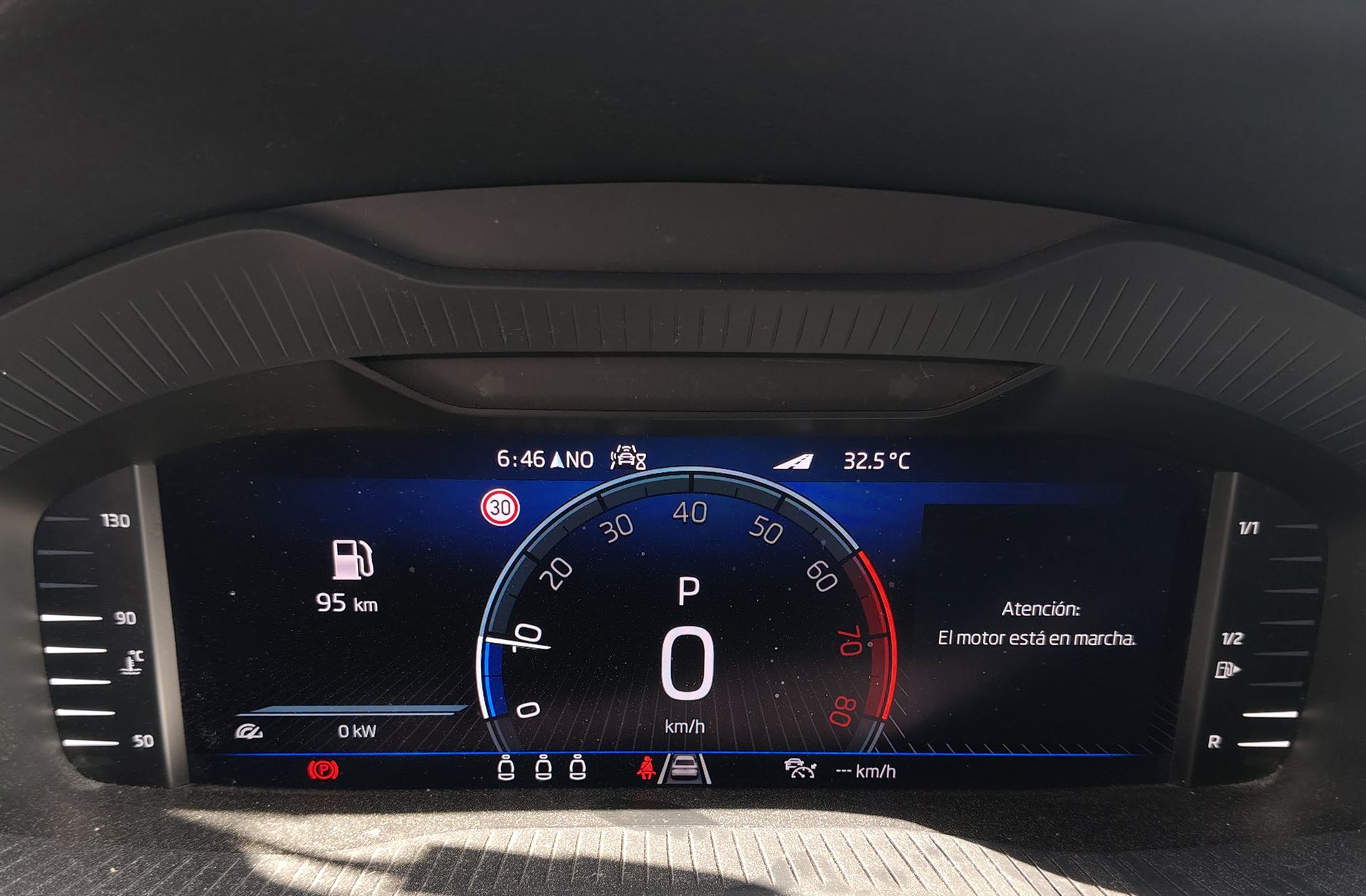 Škoda Karoq 1.5 TSI ACT Style DSG - foto 27