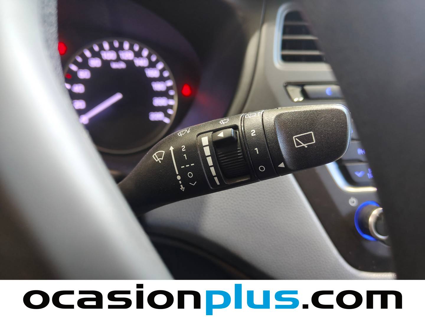 Hyundai i20 Hyundai i20 1.2 MPI Essence (84 CV) 84cv