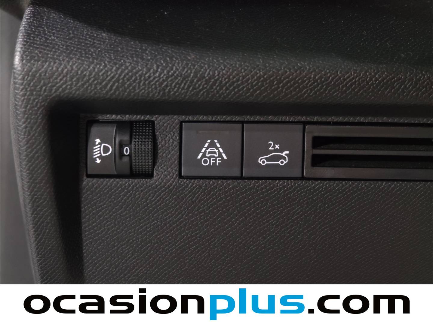 Foto Citroën C4 X Citroen C4 X PureTech 100 S&S 6v You (102 CV)