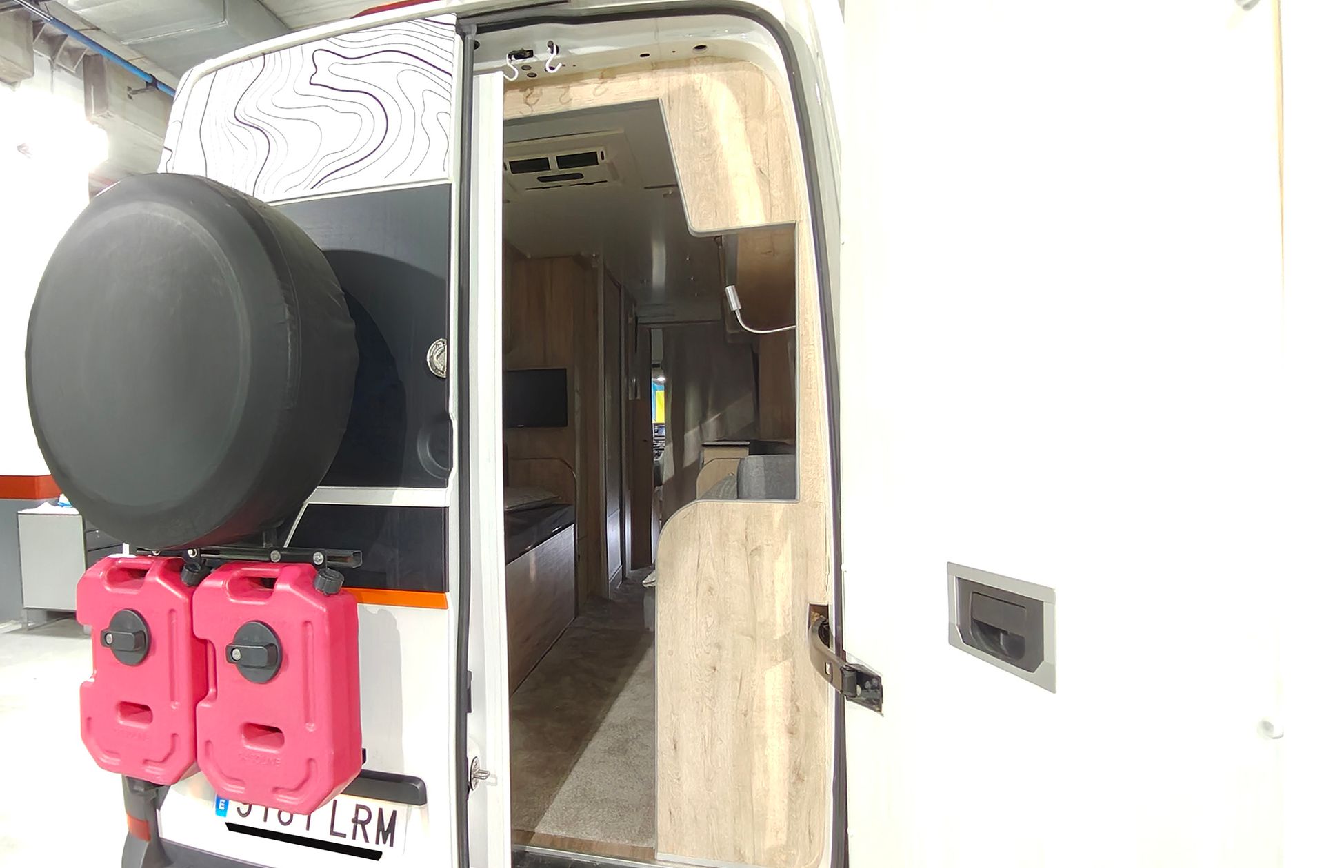 Volkswagen Crafter 35 Furgón Batalla Larga con Voladizo L5H3 2.0 TDI - foto 27