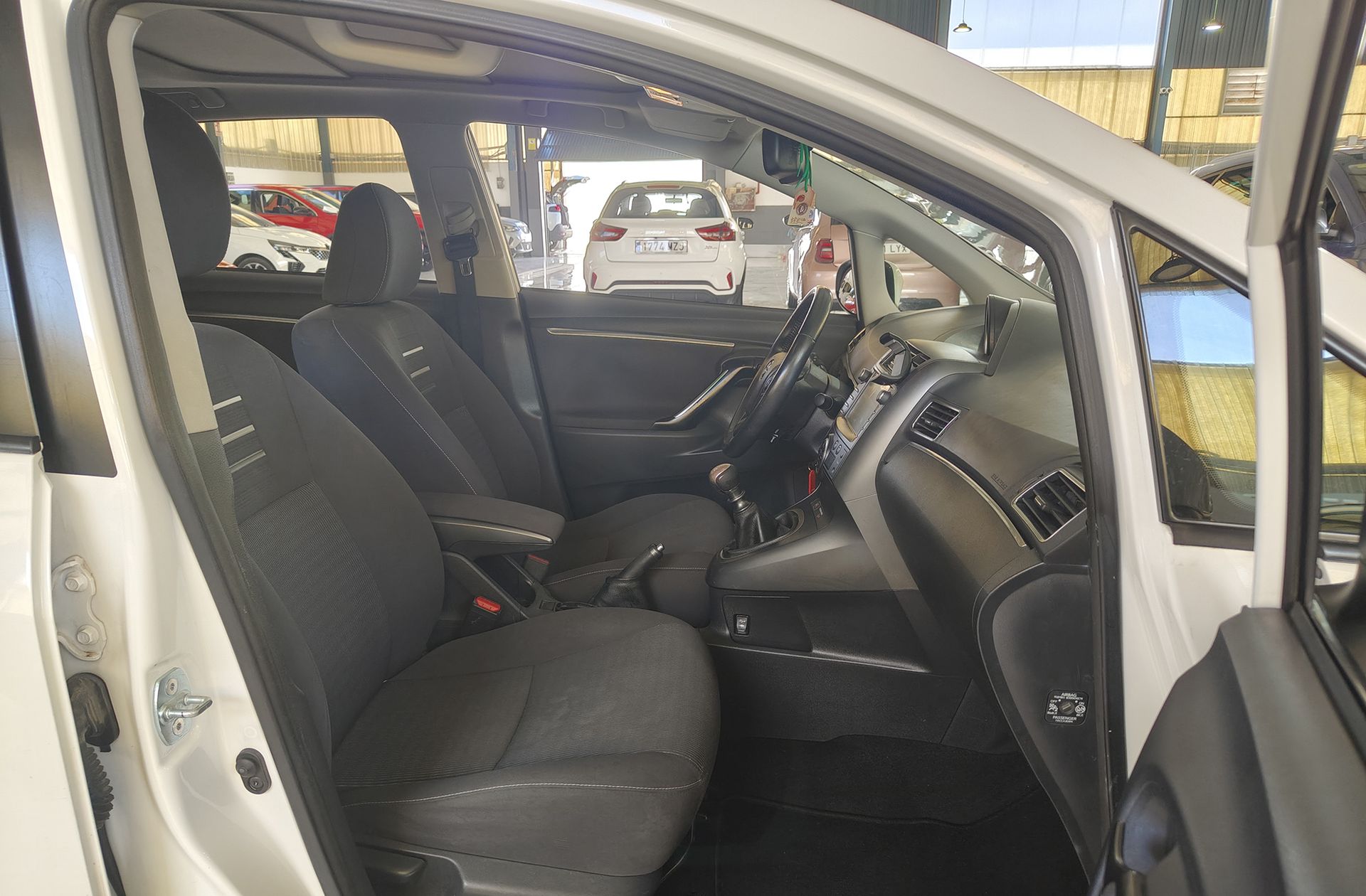 Toyota Verso 130 Advance 7 plazas - foto 15