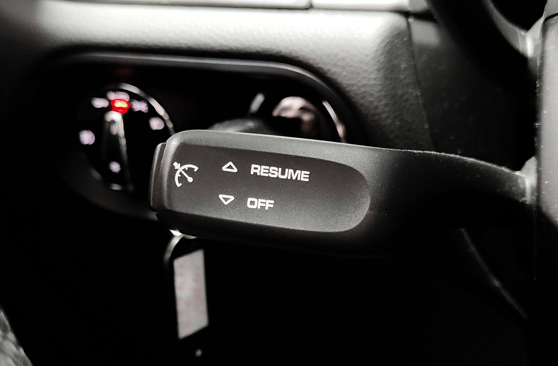 Porsche Macan Turbo - foto 42