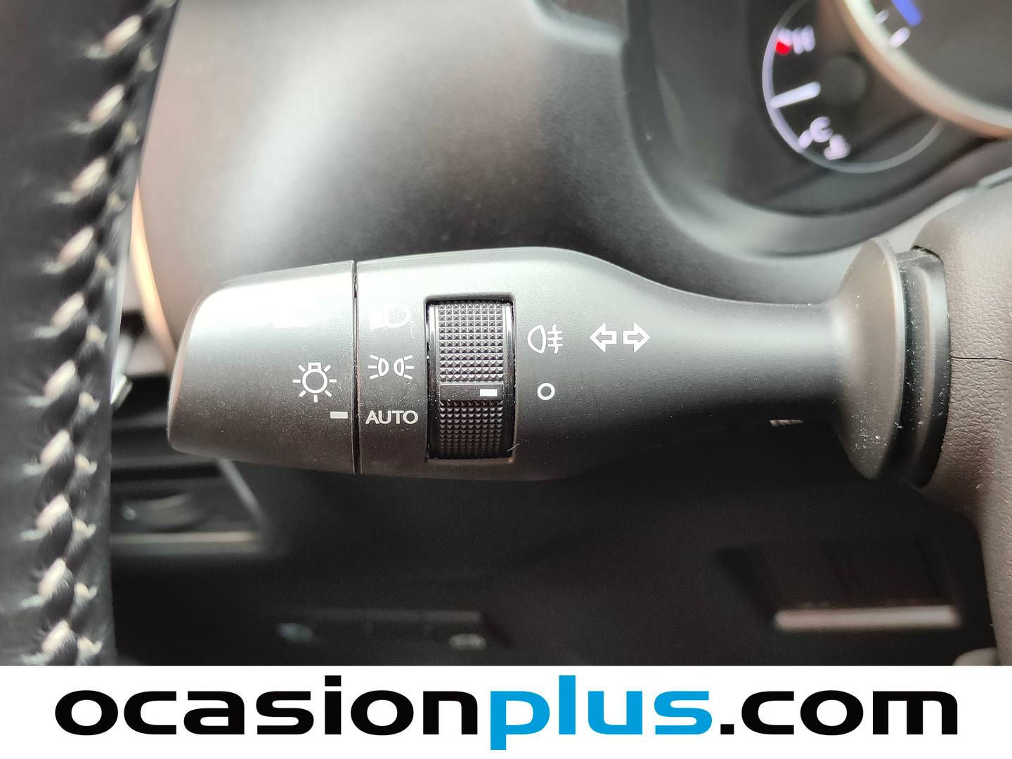 Foto Lexus NX Lexus NX 300h Premium 2WD (197 CV)