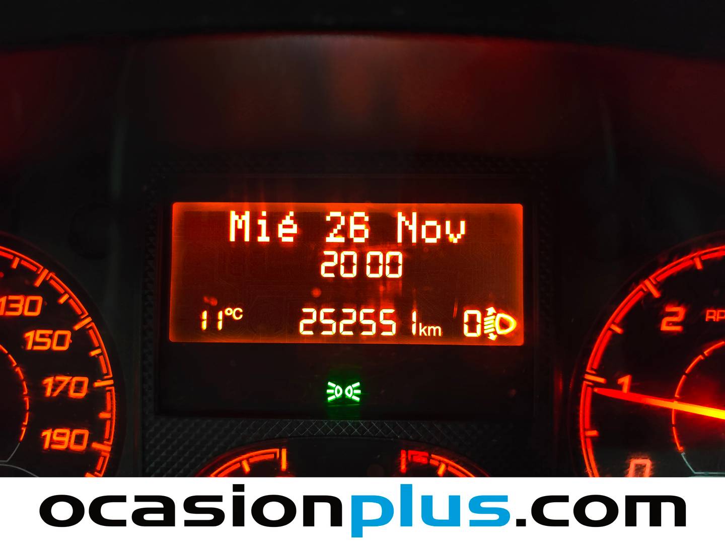 Foto Citroën Jumper Citroen Jumper BlueHDi 130 35 L3H2 (131 CV)