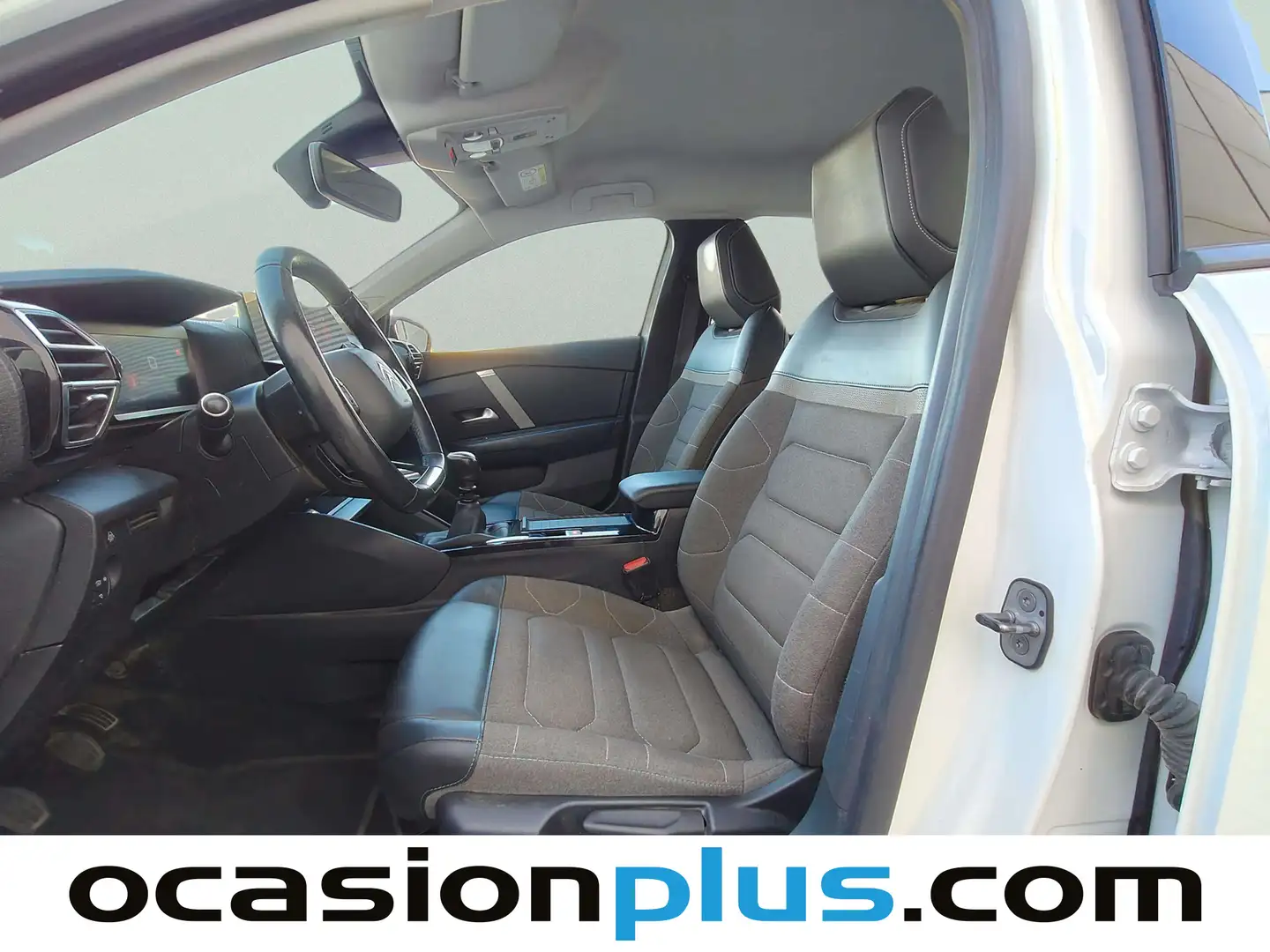 Foto Citroën C4 Citroen C4 PureTech 130 S&S 6v Feel Pack (130 CV)