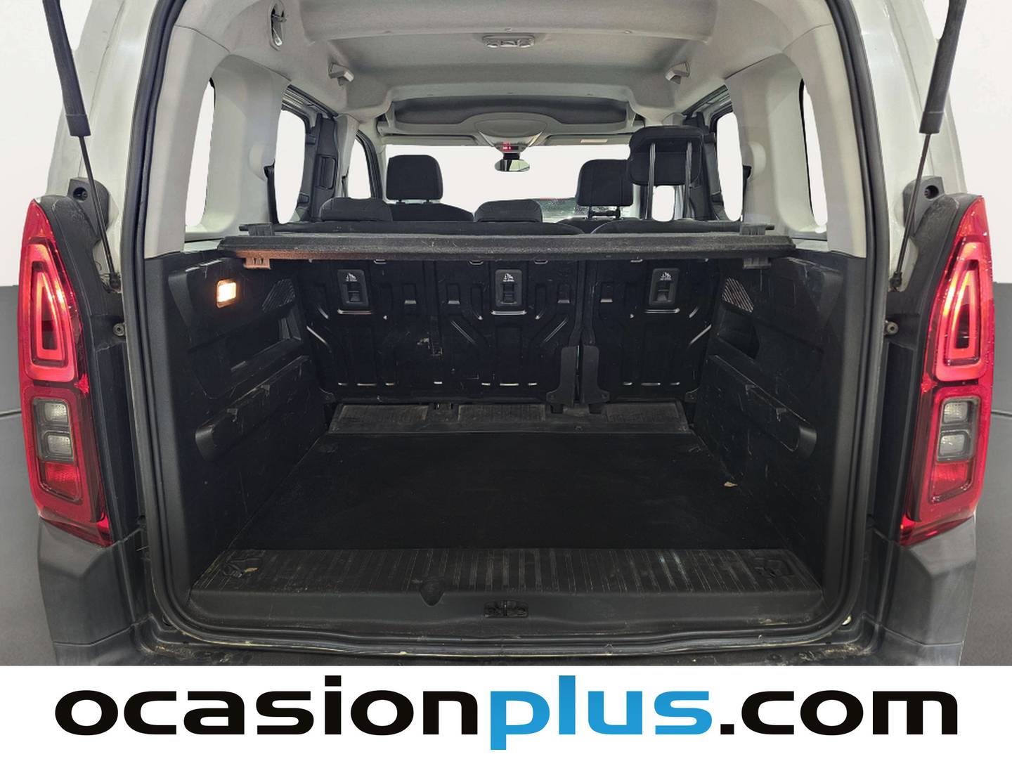 Fotos maletero Citroën Berlingo Citroën Berlingo BlueHDi 100 S&S Talla M Feel (102 CV)