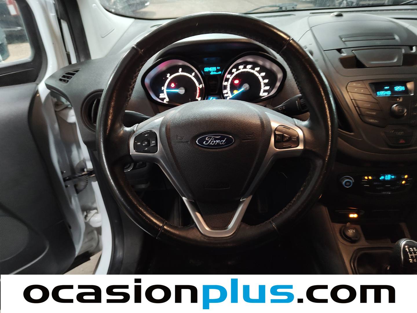 Extras y acabados del Ford Transit Courier Ford Transit Courier Kombi 1.5 TDCi Trend (100 CV)
