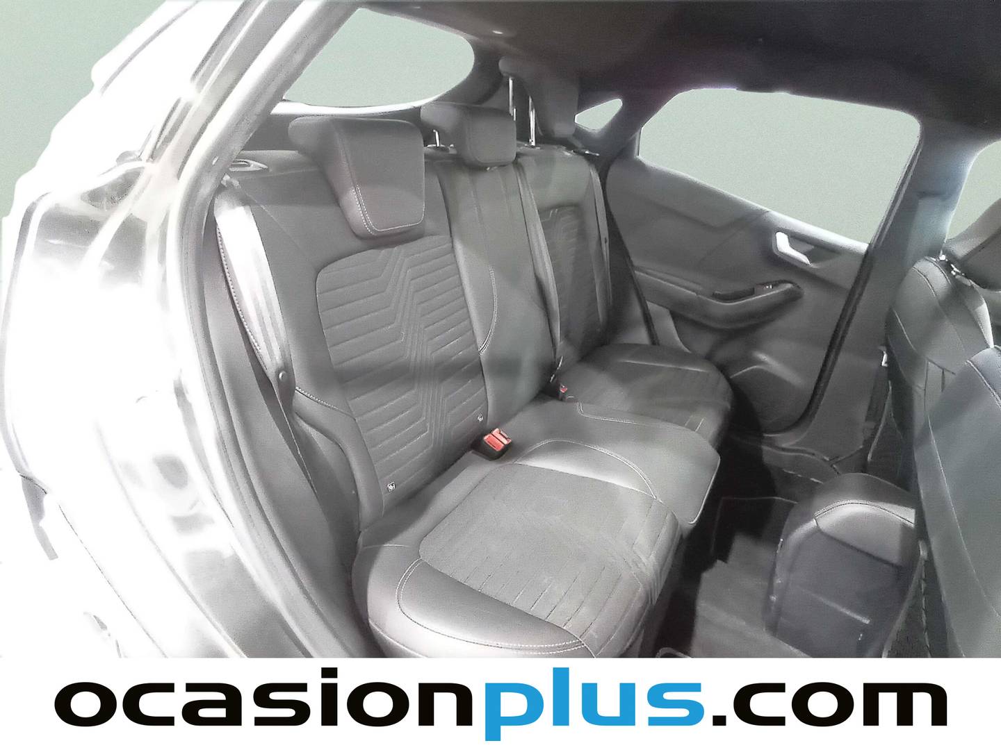 Foto Ford Puma Ford Puma 1.0 EcoBoost MHEV ST-Line X Auto (125 CV)