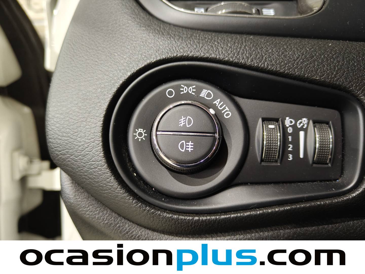 Foto Jeep Renegade Jeep Renegade eHybrid 1.5 Limited ATX (130 CV)