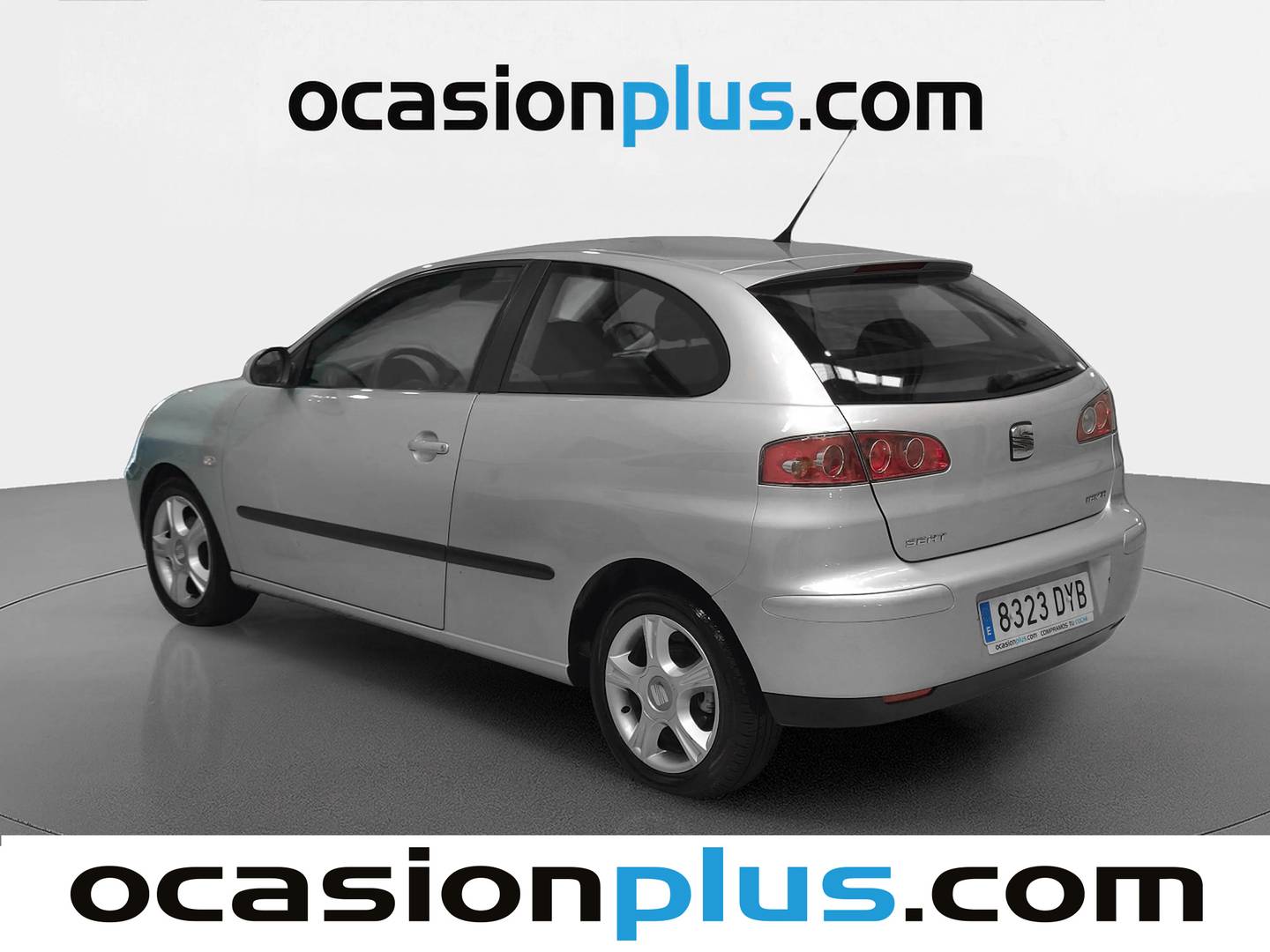 Foto trasera Seat Ibiza Seat Ibiza 1.4 16v Reference (100 CV) izquierda