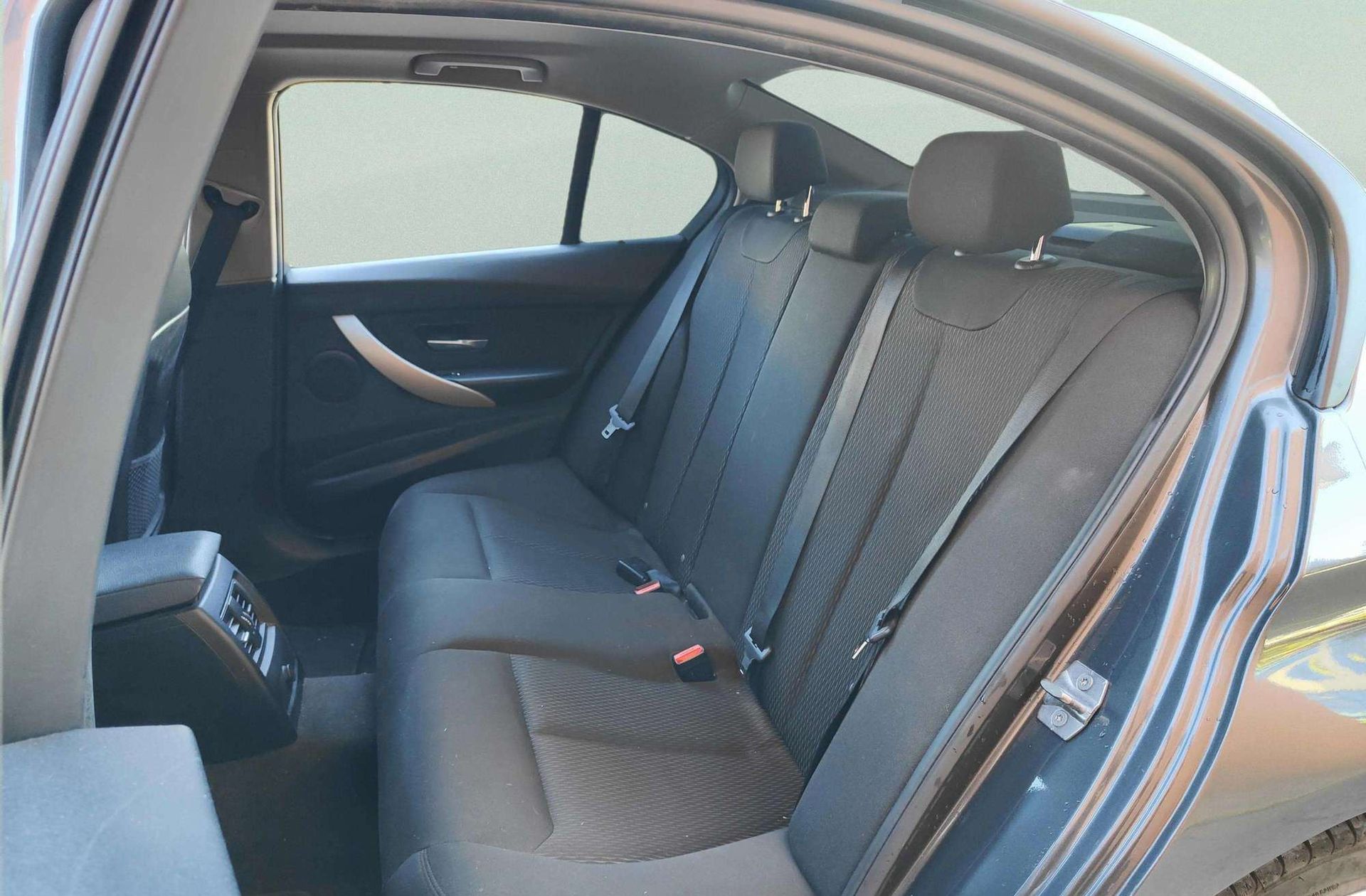 BMW Serie 3 320d - foto 11
