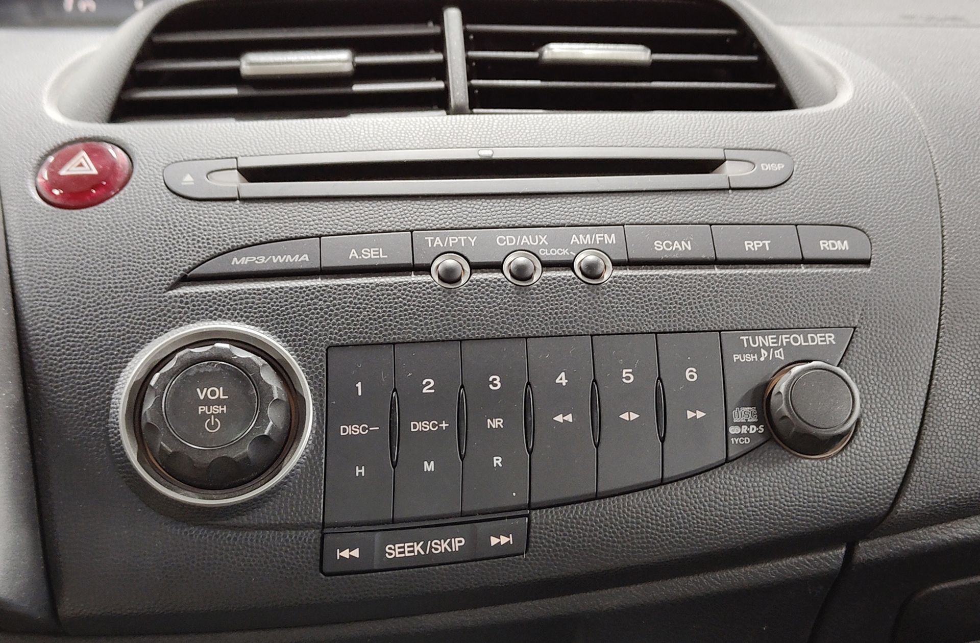 Honda Civic 2.2 i-CTDi Executive Textil - foto 30