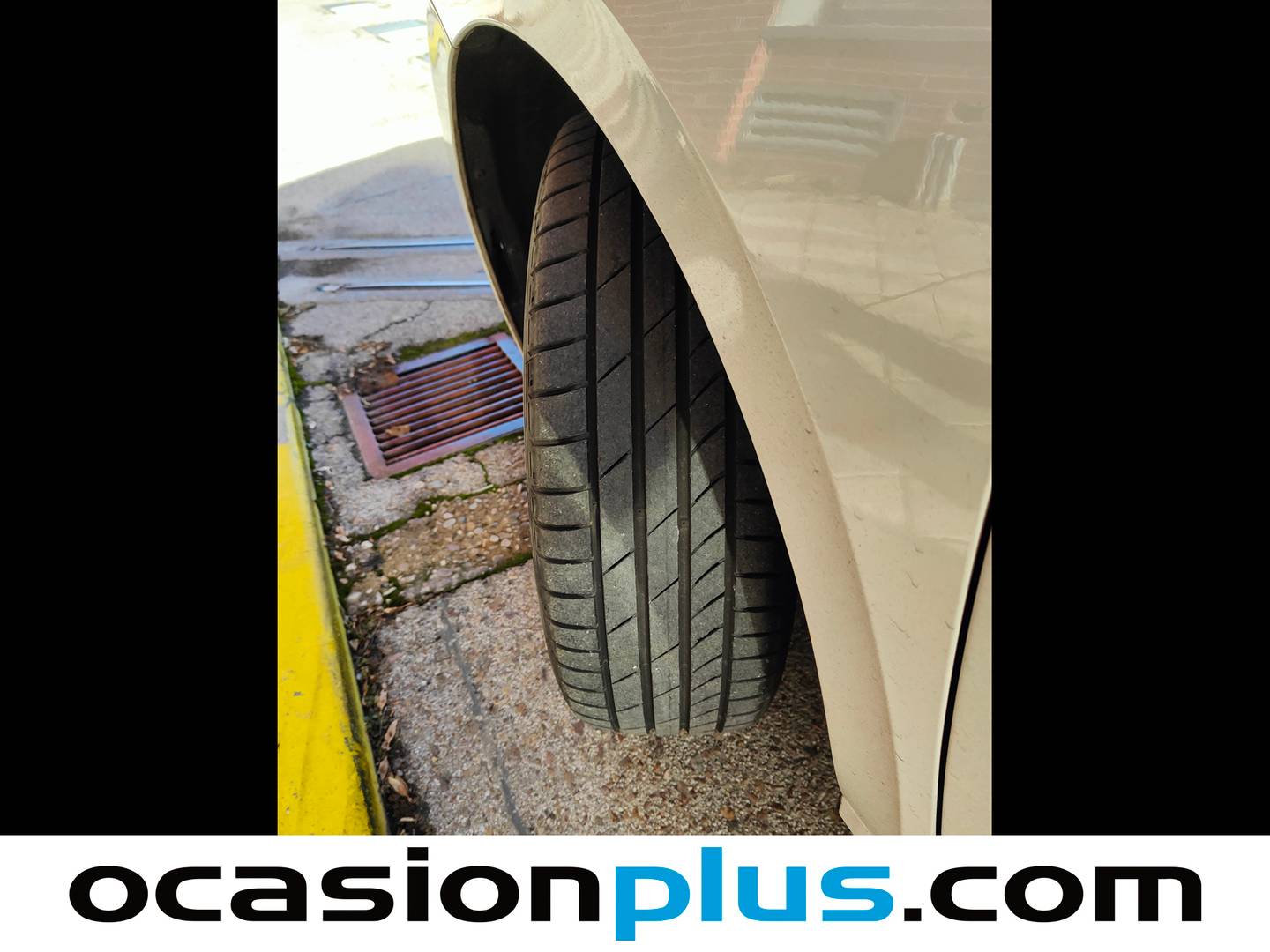 Foto Skoda Kamiq Skoda Kamiq 1.0 TSI Ambition DSG (110 CV)