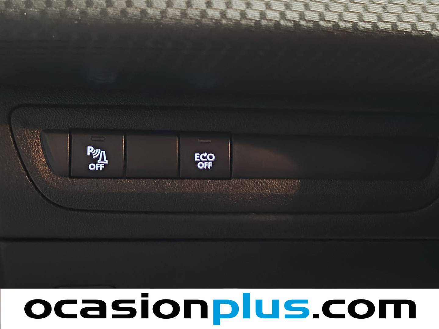 Peugeot 208 Peugeot 208 PureTech Signature (82 CV) gasolina