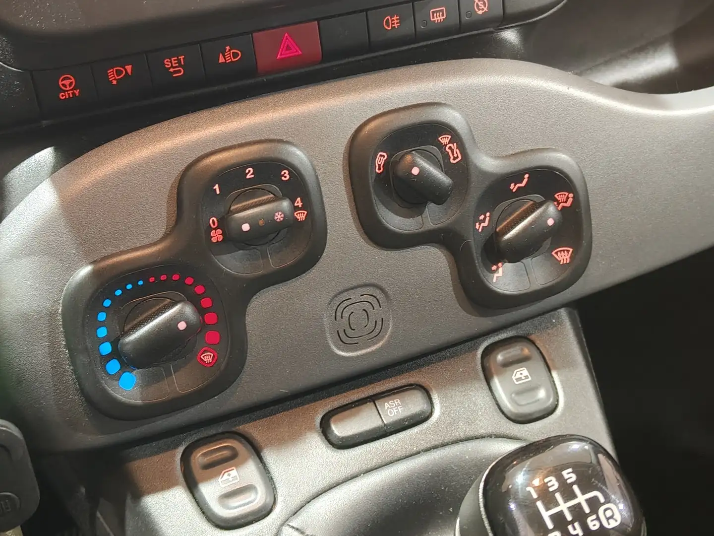 Foto Fiat Panda Fiat Panda 1.0 Hybrid GSE City Life (70 CV)