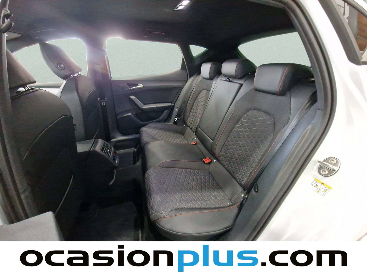 Foto asientos traseros Seat León Seat León 1.5 TSI S&S FR Special Edition (116 CV)