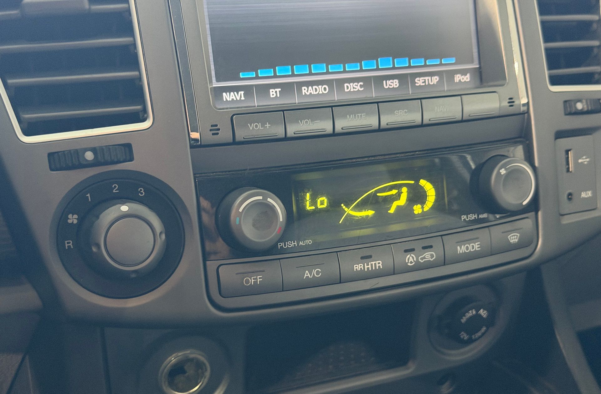 SsangYong Rodius D22T Premium 7 plazas - foto 28