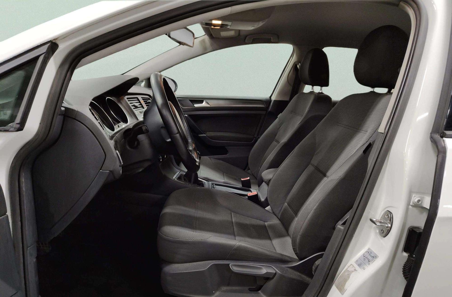 Volkswagen Golf Advance 1.4 TSI BMT - foto 12
