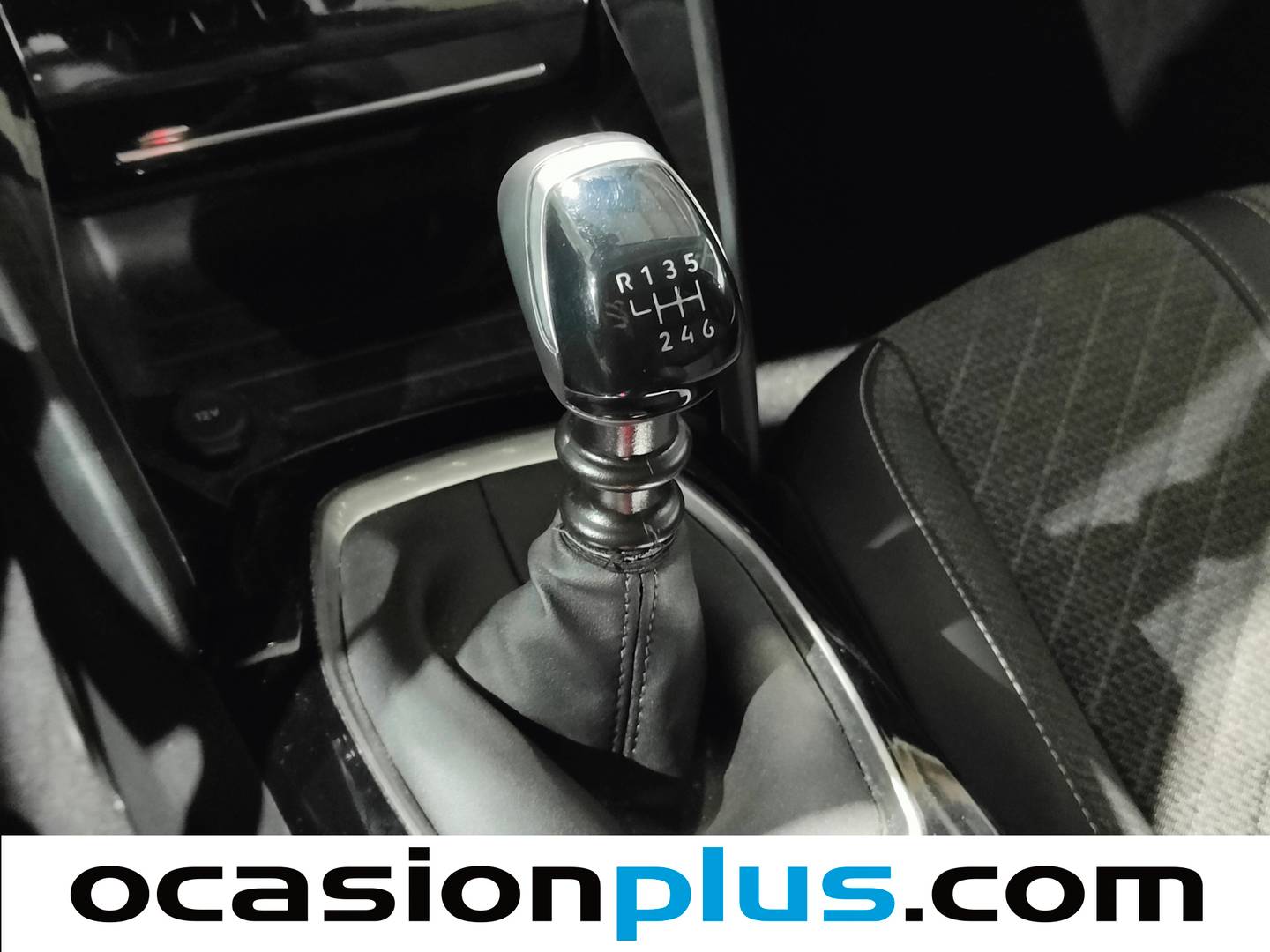 Foto Peugeot 208 Peugeot 208 PureTech 100 Allure (100 CV)