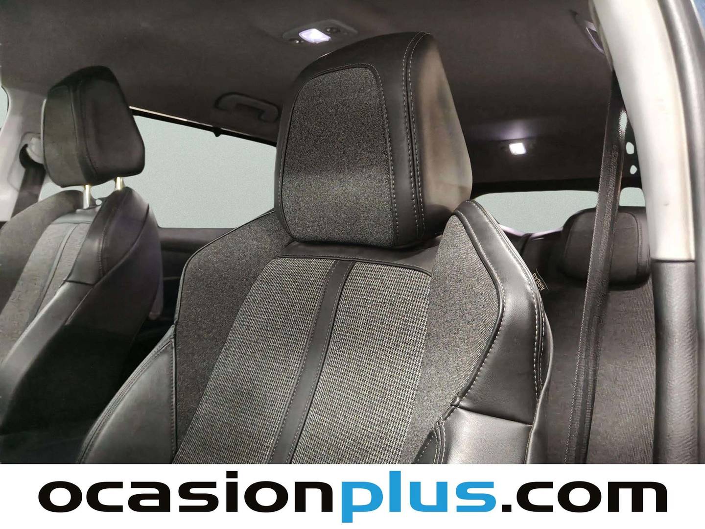 Foto Peugeot 5008 Peugeot 5008 BlueHDi 120 S&S Allure  7 Plazas  (120 CV)