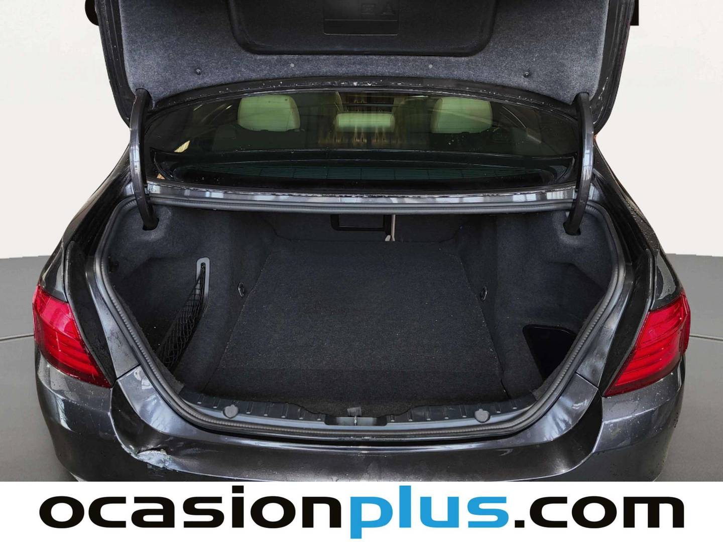 Fotos maletero BMW Serie 5 BMW Serie 5 520d (190 CV)