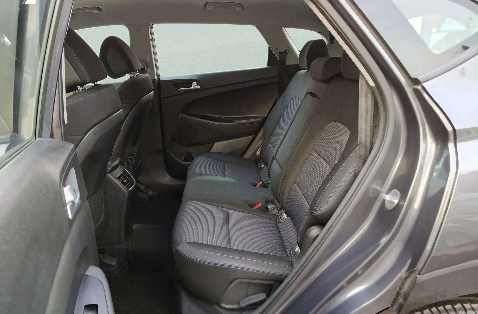 Hyundai Tucson 1.7 CRDi BlueDrive 25 Aniversario 4x2 - foto 13